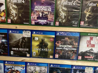ORIGINAL PS4 GAMES AVAILABLE
