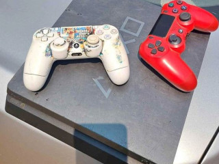 PS4 FOR SALE