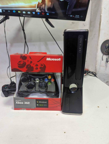 xbox-360-console-big-1