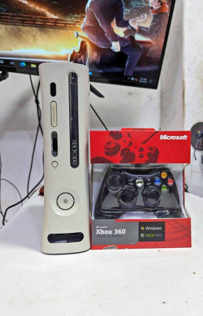 xbox-360-console-big-0