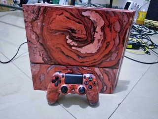 SONY PLATSTATION 4 CONSOLE FOR SALE
