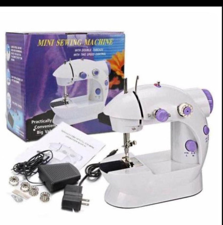 mini-sewing-machine-big-0