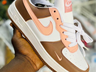 MEN'S SNEAKER