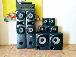 Sony sound system with active subwoofers