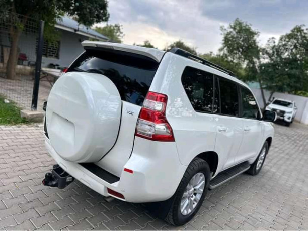 prado-vx-for-sale-big-1