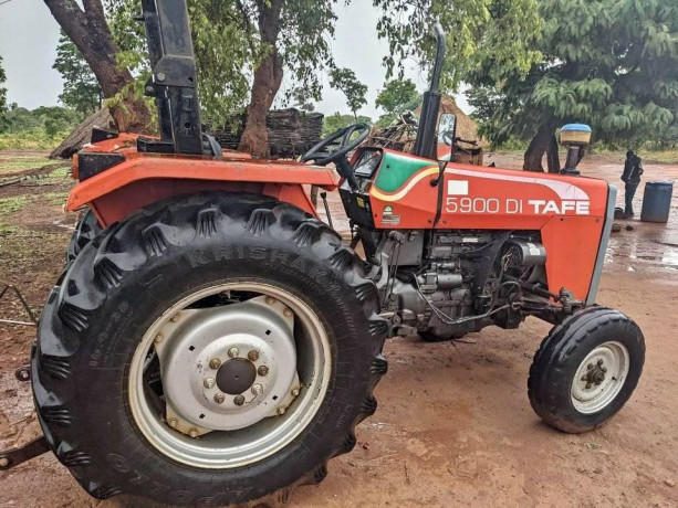 tafe-5900-tractor-for-sale-big-0