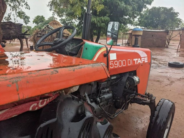 tafe-5900-tractor-for-sale-big-1