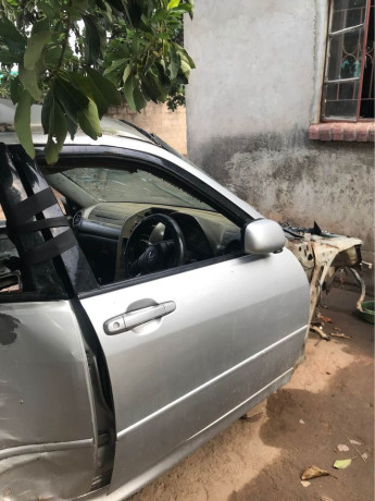 lexus-altezza-breaking-for-spares-big-3