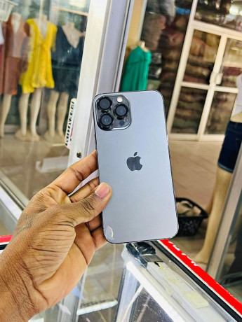 iphone-13-promax-big-1