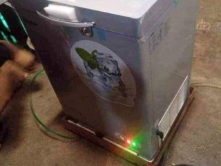 SOLAR FRIDGE FOR SALE