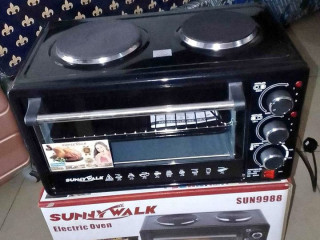 ELECTRIC OVEN WITH HOT PLATE