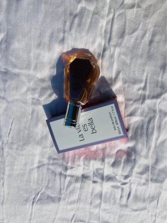 perfumes-for-sale-big-2