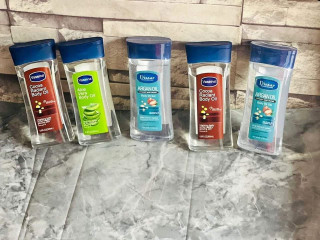 Body moisturizing lotions