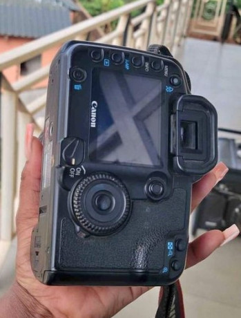 canon-camera-big-0