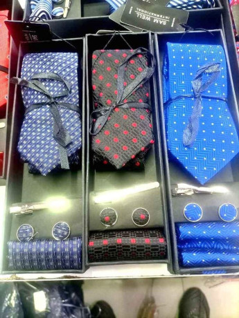 executive-neck-ties-big-0