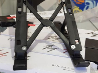 Durable laptop stands